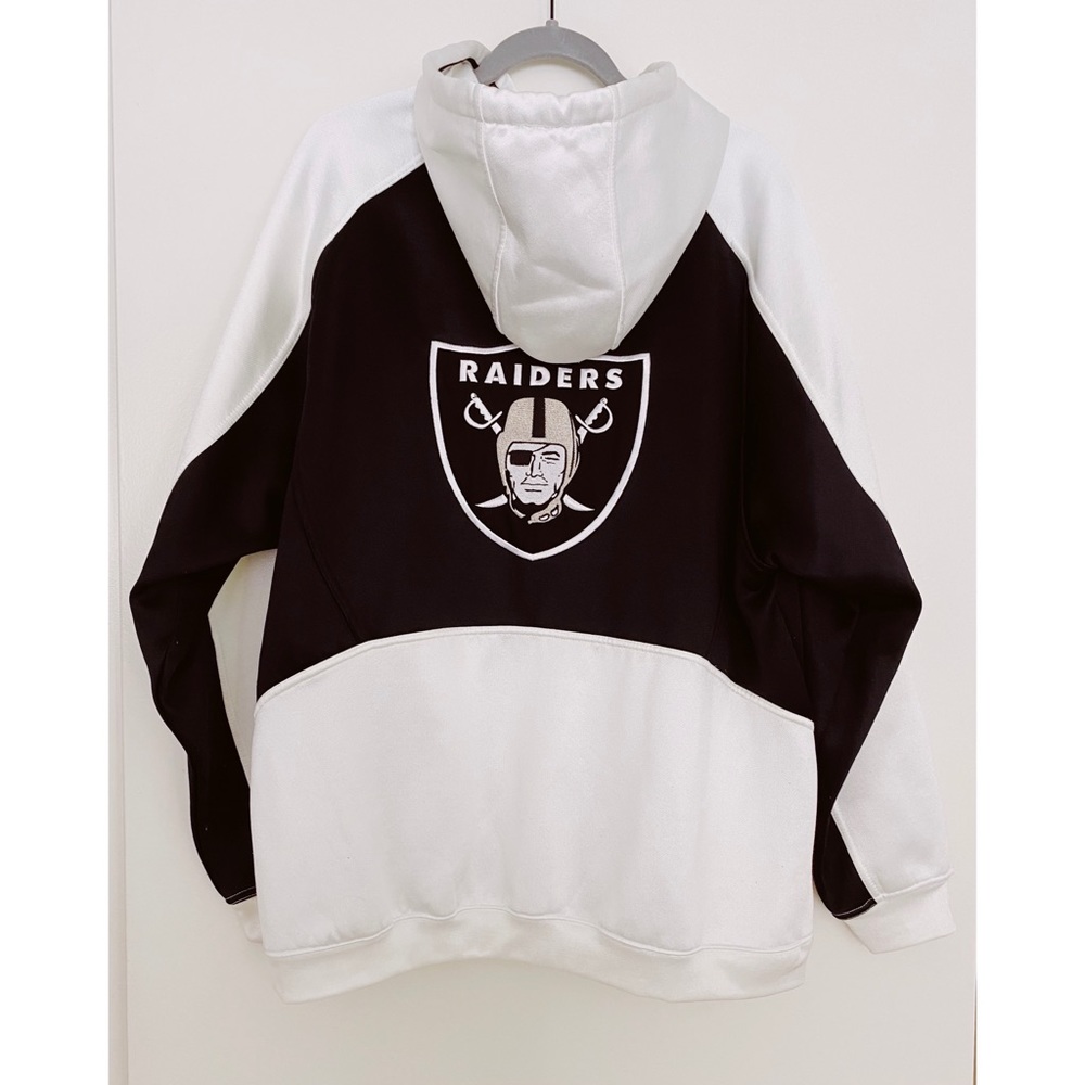 NFL Raiders Reebok Black and White Pullover Size L